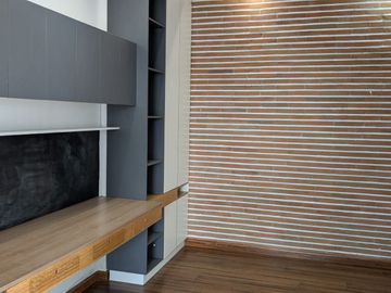 PENTHOUSE 3 DORMITORIOS DE VENTA CUMBAYA SECTOR PARQUE DE CUMBAYA