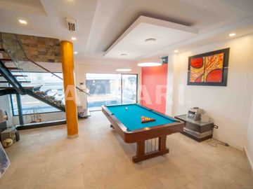 Casa en Venta en Altos de la Granda Centeno – Exclusiva, Amplia y con Piscina