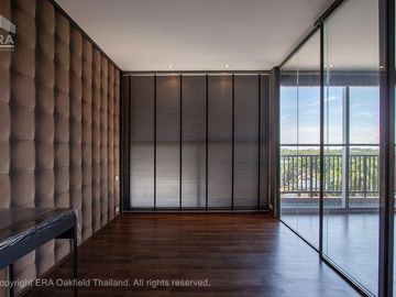 Condominium in the heart of Rayong city, quiet atmosphere, with full amenities (large room)