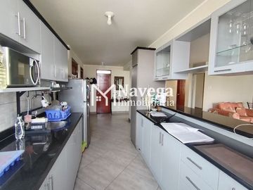 VENTA DEPARTAMENTO DE 149m2 EN URB. MARISCAL GAMARRA EN LOS OLIVOS