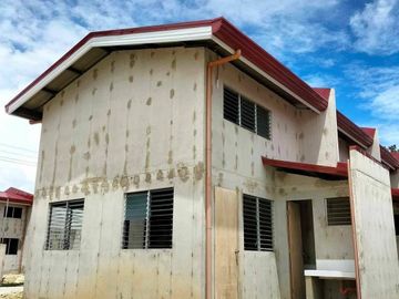 AFFORDABLE townhouse for sale in Villa Serena Liloan Cebu
