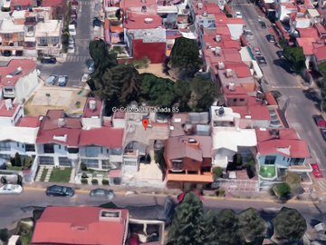Casa en Venta Cerca a Centro comercial Heliplaza en Naucalpan