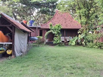 Hotel Resort di Ujung Genteng Sukabumi, Jawa Barat dengan view pantai