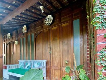 Hotel Resort di Ujung Genteng Sukabumi, Jawa Barat dengan view pantai
