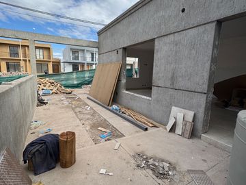 Casa en venta en Barrio Privado en Maipu -Financiacion disponible