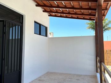 CASA REMODELADA EN LA ERMITA