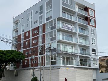 Lindo departamento de estreno acabados de lujo