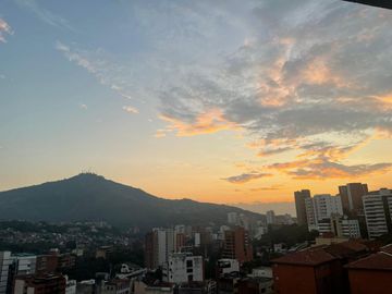 Venta Penthouse en Santa Teresita Oeste Cali Valle - Invierte con inteligencia: apartamento listo para ti