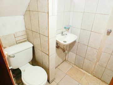 HERMOSA CASA RENTERA EN VENTA SECTOR SANTA VICTORIA QUITO