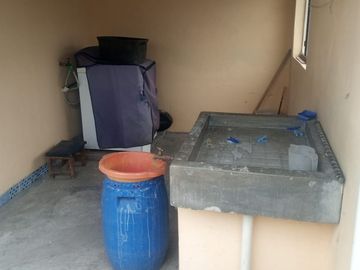 HERMOSA CASA RENTERA EN VENTA SECTOR SANTA VICTORIA QUITO