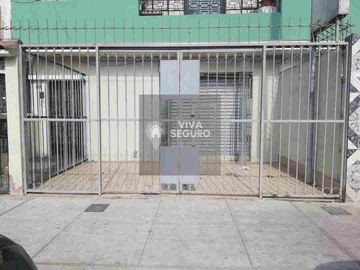 VENDO LOCAL COMERCIAL / 1er PISO puerta a calle / CERCADO DE LIMA