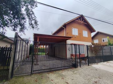 SE VENDE CASA DE 4D Y 3B EN VALLE ALBORADA LINARES