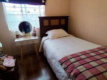 SE VENDE CASA DE 4D Y 3B EN VALLE ALBORADA LINARES