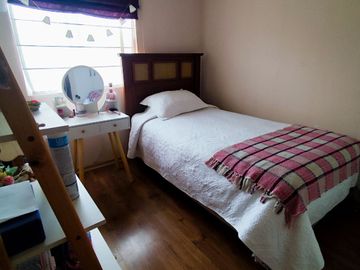 SE VENDE CASA DE 4D Y 3B EN VALLE ALBORADA LINARES