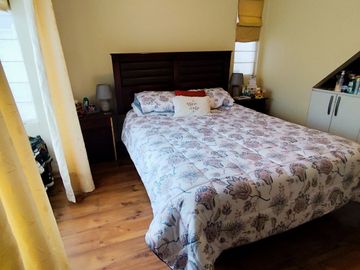 SE VENDE CASA DE 4D Y 3B EN VALLE ALBORADA LINARES
