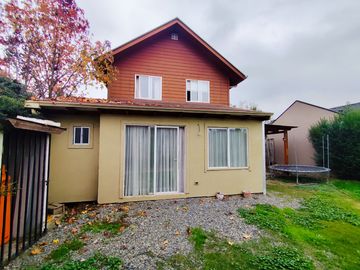 SE VENDE CASA DE 4D Y 3B EN VALLE ALBORADA LINARES