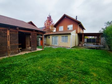 SE VENDE CASA DE 4D Y 3B EN VALLE ALBORADA LINARES