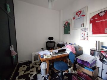 Castelar Norte - Venta - Casa 4 Ambientes
