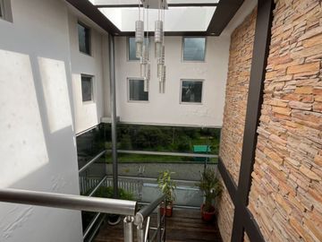 CASA INDEPENDIENTE DE VENTA EN SANGOLQUI