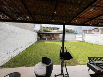 CASA INDEPENDIENTE DE VENTA EN SANGOLQUI