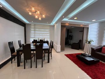 CASA INDEPENDIENTE DE VENTA EN SANGOLQUI