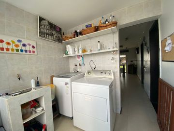 CASA INDEPENDIENTE DE VENTA EN SANGOLQUI