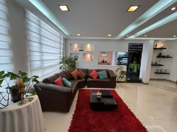 CASA INDEPENDIENTE DE VENTA EN SANGOLQUI