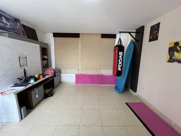 CASA INDEPENDIENTE DE VENTA EN SANGOLQUI