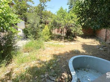 SE VENDE CASA EN LA REINA, EN LUGAR TRANQUILO Y EXCELENTE UBICACIÓN