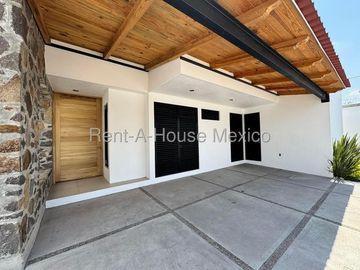 Casa en venta / Jurica / Ubicacion