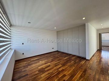 Casa en venta / Jurica / Ubicacion
