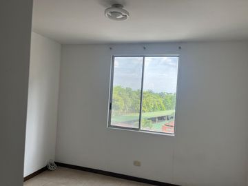 Venta Apartamento Cali Valle Tu nuevo hogar en La Flora: amplitud, comodidad y estilo