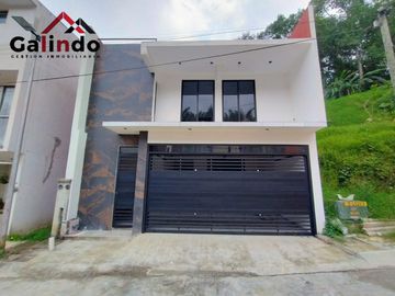 CASA NUEVA CON AMPLIOS ESPACIOS, DOBLE COCHERA, 4 RECAMARAS, CERCA USBI