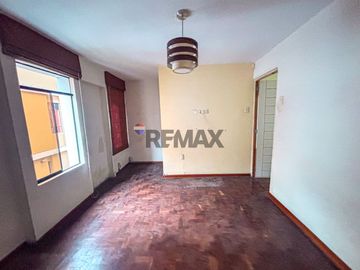 Venta De Casa Dentro De Quinta En Chorrillos