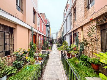 Venta De Casa Dentro De Quinta En Chorrillos