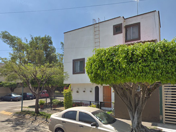 ¡¡¡ BONITA CASA EN REMATE BANCARIO !!!