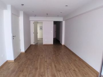 Ocasión! Se Vende Lindo y Amplio Departamento de Estreno, 2 Dormitorios en Barranco, a 1/2 cuadra de la Av. El Sol