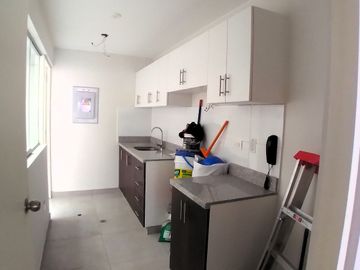 Ocasión! Se Vende Lindo y Amplio Departamento de Estreno, 2 Dormitorios en Barranco, a 1/2 cuadra de la Av. El Sol