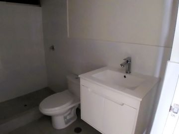 Ocasión! Se Vende Lindo y Amplio Departamento de Estreno, 2 Dormitorios en Barranco, a 1/2 cuadra de la Av. El Sol