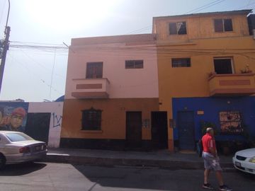 SE VENDE Departamento de 2 habitaciones – 77 m2 más aires
