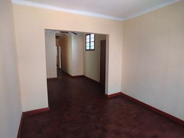 SE VENDE Departamento de 2 habitaciones – 77 m2 más aires