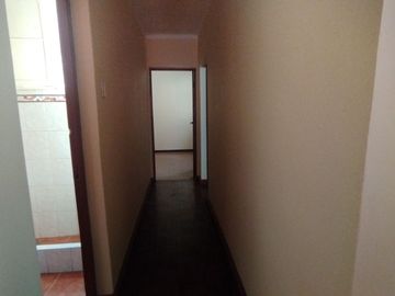 SE VENDE Departamento de 2 habitaciones – 77 m2 más aires