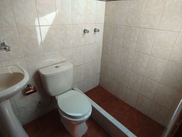 SE VENDE Departamento de 2 habitaciones – 77 m2 más aires