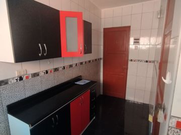 SE VENDE Departamento de 2 habitaciones – 77 m2 más aires