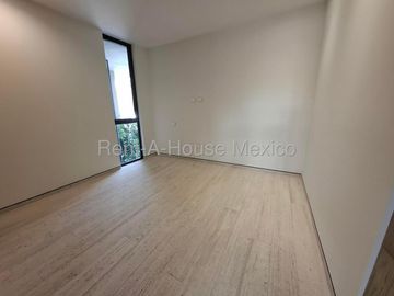 CUMBRES DEL LAGO, CASA DE AUTOR CON 3 RECAMARAS CADA UNA CON BAÑO Y UNA EN PLANTA BAJA
