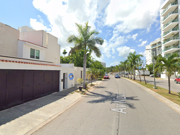 Casa en Venta en Zona Hotelera Cancún, cercano a Puerto Cancún