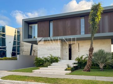 Casa de lujo en venta, Los Canales, Puerto Cancún