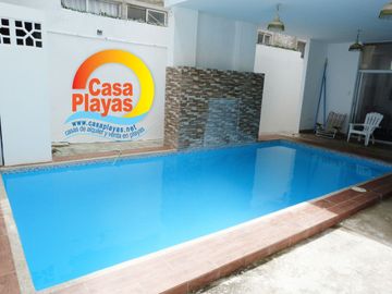 Casa Playas con Piscina de Venta en Villamil, Via a Data Km 6, a Pasos del Mar