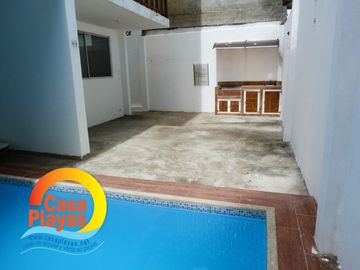 Casa Playas con Piscina de Venta en Villamil, Via a Data Km 6, a Pasos del Mar