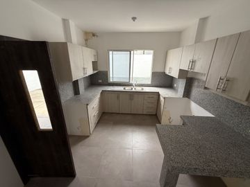 CASA EN VENTA EN SAMBORONDON CIUDAD CELESTE